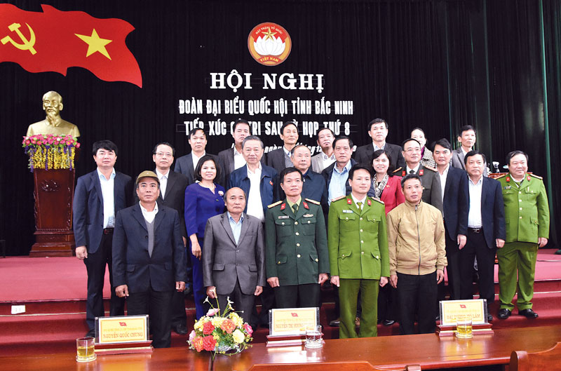 Đoàn Đại biểu Quốc hội tỉnh tiếp xúc cử tri huyện Lương Tài và thị xã Từ Sơn