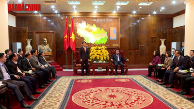 Phó Thủ tướng Chính phủ Vũ Đức Đam thăm, làm việc tại Bắc Ninh