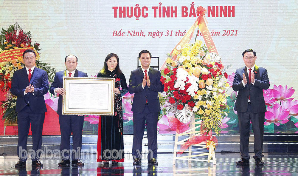 Lễ kỷ niệm 100 năm Ngày sinh Chủ tịch Quốc hội Lê Quang Đạo và công bố Nghị quyết thành lập thành phố Từ Sơn