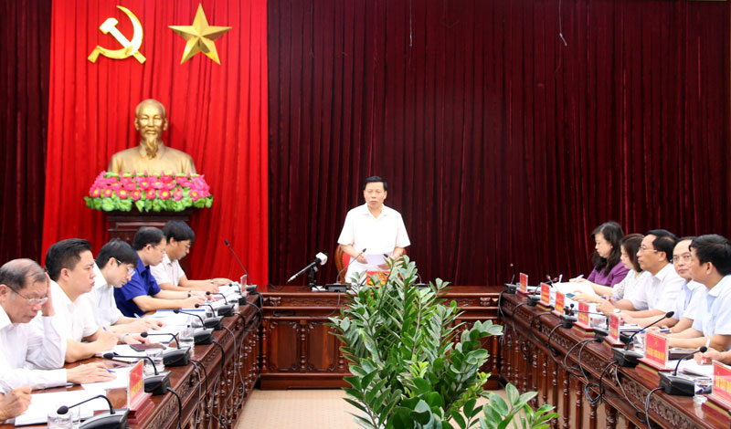 Bí thư Tỉnh ủy Nguyễn Nhân Chiến làm việc với Ban Đại diện Hội Người cao tuổi tỉnh