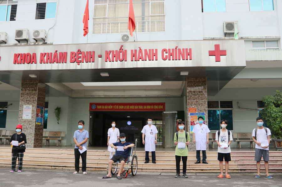 Bệnh viện Dã chiến số 1 tỉnh Bắc Ninh công bố 12 bệnh nhân khỏi bệnh